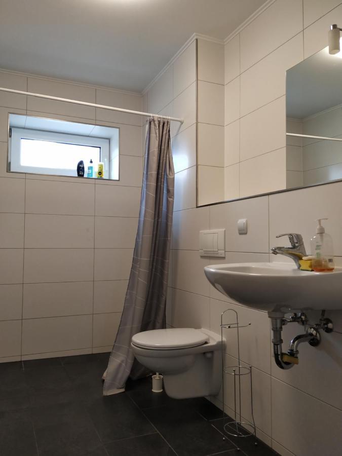Ferienwohnung Mehrfamilien Haus Schkeuditz Exterior foto
