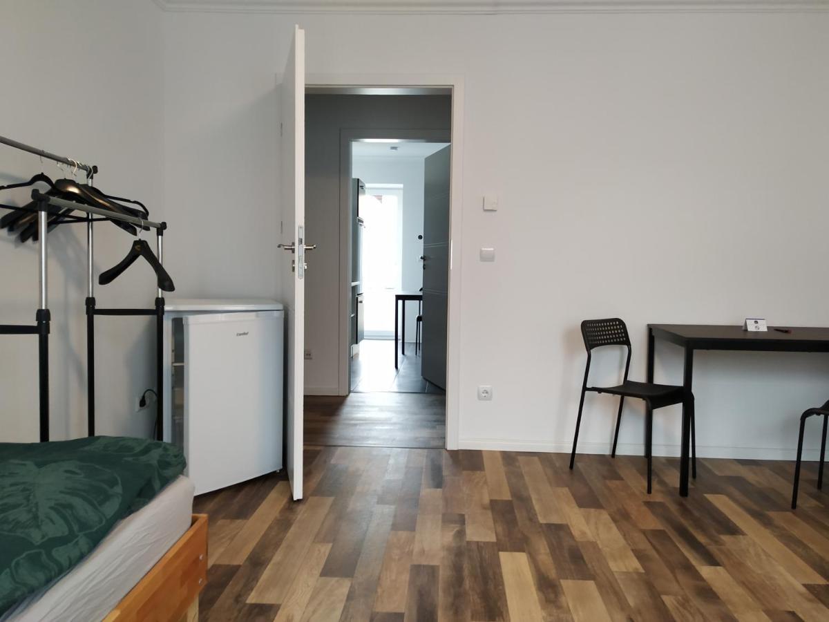 Ferienwohnung Mehrfamilien Haus Schkeuditz Exterior foto