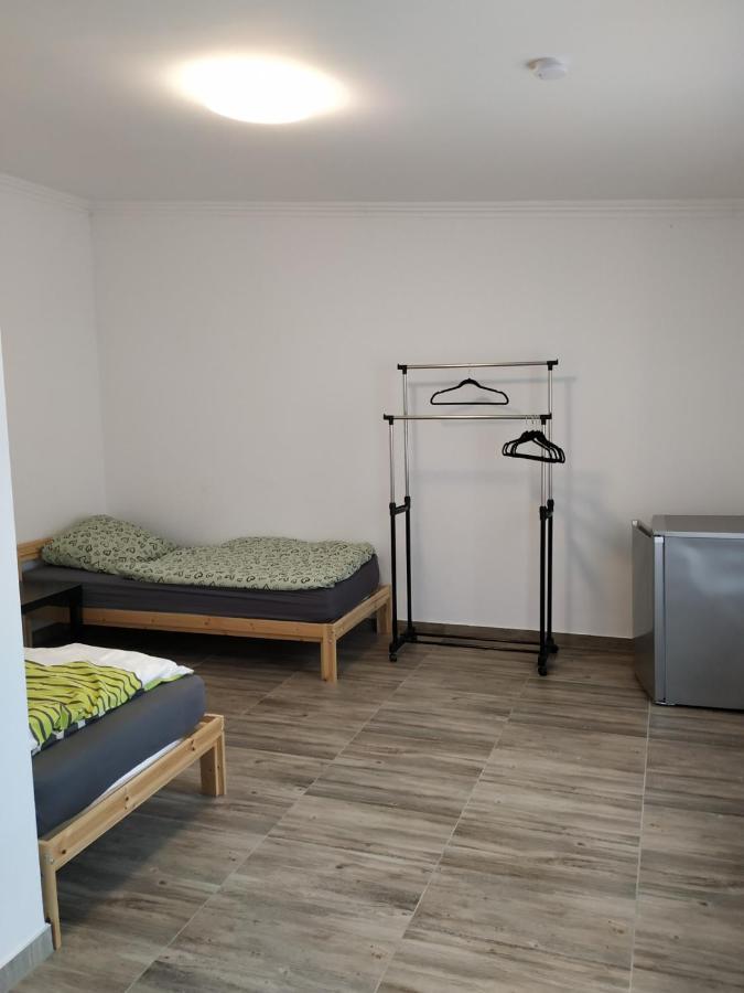 Ferienwohnung Mehrfamilien Haus Schkeuditz Exterior foto